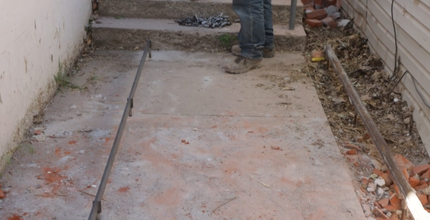 25 PK Concrete Flat Bar Screed Rail Chairs for 3/8